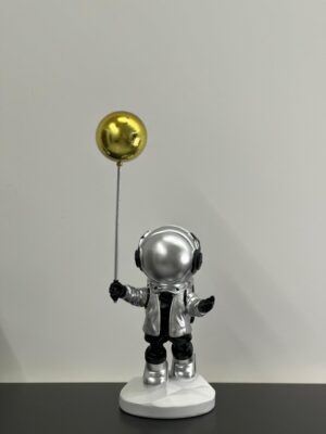 astronaut balloon holder