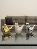 Set of two birds