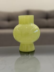 Modern Rounded Glass Vase - Image 5