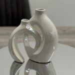 Elegant Pearl Vase Set - Image 3