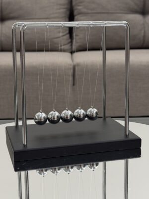 Newton's Cradle Desk Decor